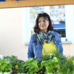 Radomlje so letos rumene – akcija razdeljevanja balkonskega cvetja! 9. 5. 2026